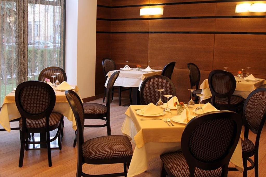 Aqua Viva Spa Hotel ヴェリングラード エクステリア 写真